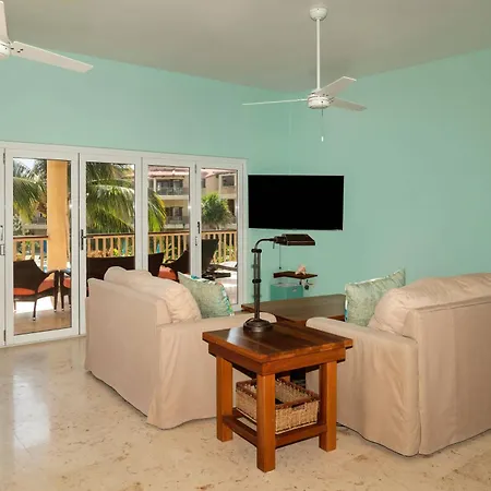 Residences At Barrier Reef 7B Oceanview 2 Bedroom By Stay Floreo