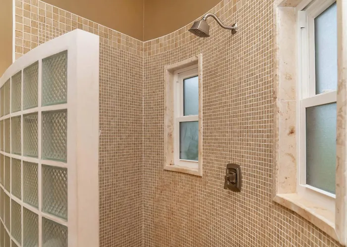 Residences At Barrier Reef 7b Oceanview 2 Bedroom By Floreo * San Pedro (Ambergris Caye)